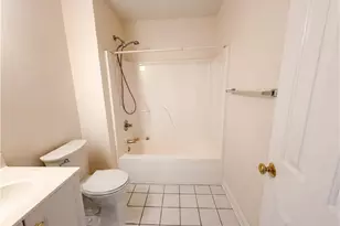 3800 Crosstimbers Dr, Greensboro, NC 27410 - Photo 23