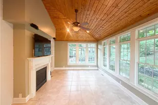3800 Crosstimbers Dr, Greensboro, NC 27410 - Photo 29