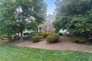 3800 Crosstimbers Dr, Greensboro, NC 27410 - Photo 31