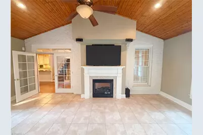 3800 Crosstimbers Drive, Greensboro, NC 27410 - Photo 13