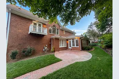 3800 Crosstimbers Drive, Greensboro, NC 27410 - Photo 5