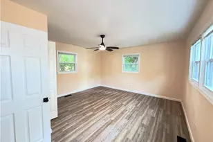 417 North St, Graham, NC 27253 - Photo 9