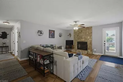 7494 Friendship Ledford Road, Winston-Salem, NC 27107 - Photo 5