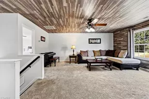 8009 Hill-N-Dale Dr, Kernersville, NC 27284 - Photo 21