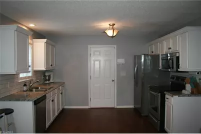 3700 Heather View Lane, Winston-Salem, NC 27127 - Photo 15