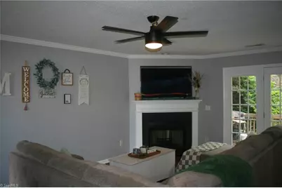 3700 Heather View Lane, Winston-Salem, NC 27127 - Photo 9