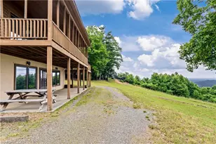 576 Lake Vista Dr, Glade Valley, NC 28627 - Photo 9