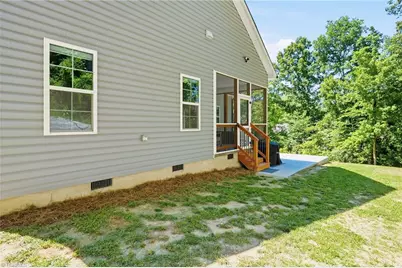 413 Lakewood Drive, Lexington, NC 27292 - Photo 5
