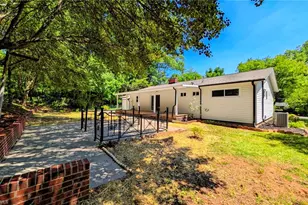 126 Mayfair Dr, Winston-Salem, NC 27105 - Photo 3