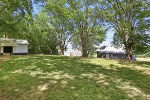 622 South Franklin Road, Mount Airy, NC 27030 - Photo 15