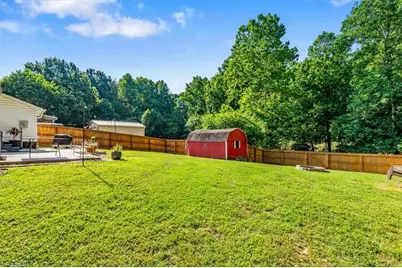 215 Midbrook Run, Lexington, NC 27295 - Photo 31
