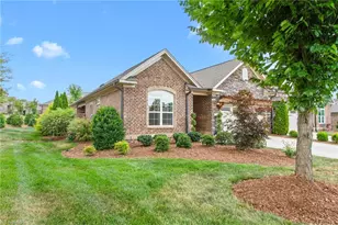 185 Balmoral Ct, Burlington, NC 27215 - Photo 3
