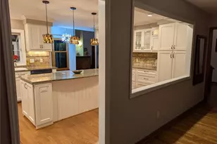 4220 Hollowoak Ct, Winston-Salem, NC 27104 - Photo 11