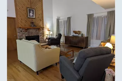 4220 Hollowoak Court, Winston-Salem, NC 27104 - Photo 13