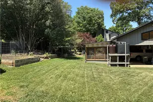 4220 Hollowoak Ct, Winston-Salem, NC 27104 - Photo 39
