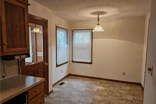 5712 Holly Grove Rd, Thomasville, NC 27360 - Photo 9