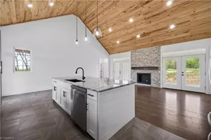 99 Moore Ln, Galax, VA 24333 - Photo 21