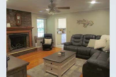 170 Queens Court, Clemmons, NC 27012 - Photo 17
