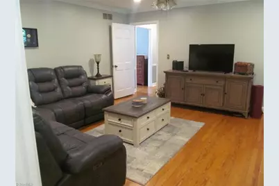 170 Queens Court, Clemmons, NC 27012 - Photo 7