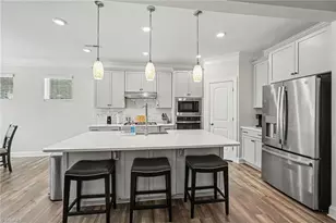 580 Brycewood Dr, Burlington, NC 27215 - Photo 9