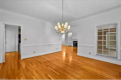709 Bruton Place N, Greensboro, NC 27410 - Photo 17