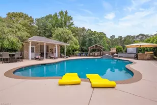 6087 Grinsted Ct, Greensboro, NC 27455 - Photo 5