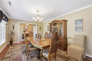 1075 Foothills Dr, Kernersville, NC 27284 - Photo 7