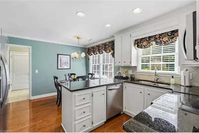 1075 Foothills Drive, Kernersville, NC 27284 - Photo 25