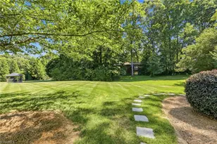 1075 Foothills Dr, Kernersville, NC 27284 - Photo 33