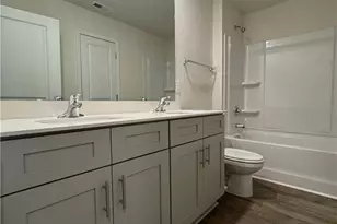 1310 Broholmer Ln, Greensboro, NC 27405 - Photo 23