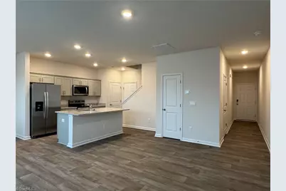 1310 Broholmer Lane, Greensboro, NC 27405 - Photo 5