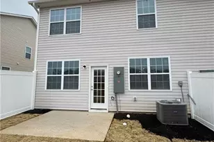 1310 Broholmer Ln, Greensboro, NC 27405 - Photo 37