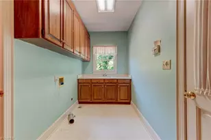 1406 Gibbs Rd, Reidsville, NC 27320 - Photo 19