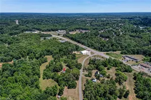 1406 Gibbs Rd, Reidsville, NC 27320 - Photo 5