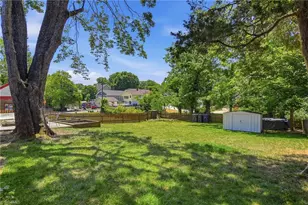 2304 Elizabeth Ave, Winston-Salem, NC 27103 - Photo 29