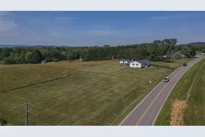 817 Holly Springs Road, Mount Airy, NC 27030 - Photo 3