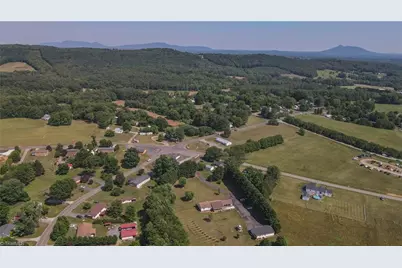 817 Holly Springs Road, Mount Airy, NC 27030 - Photo 5