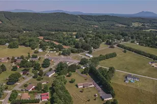 817 Holly Springs Rd, Mount Airy, NC 27030 - Photo 5