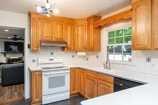 1311 Fleming Rd, Greensboro, NC 27410 - Photo 7