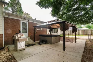 1311 Fleming Rd, Greensboro, NC 27410 - Photo 39