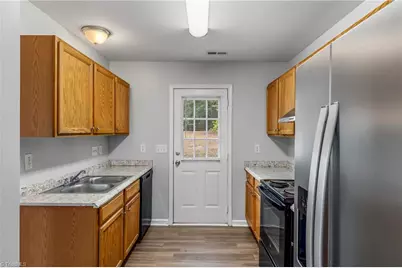 405 N Dudley Street, Greensboro, NC 27401 - Photo 11