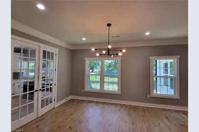 121 W Elm Street, Yadkinville, NC 27055 - Photo 31