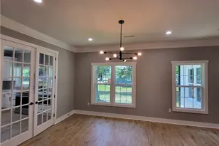 121 W Elm St, Yadkinville, NC 27055 - Photo 31