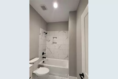 121 W Elm Street, Yadkinville, NC 27055 - Photo 41