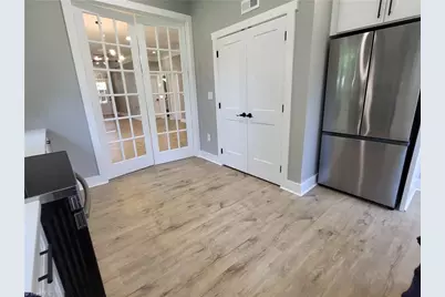 121 W Elm Street, Yadkinville, NC 27055 - Photo 27