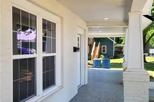 121 W Elm St, Yadkinville, NC 27055 - Photo 19