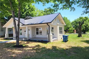 121 W Elm St, Yadkinville, NC 27055 - Photo 7