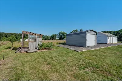 1580 Ashley Loop, Reidsville, NC 27320 - Photo 33