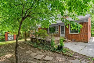 1210 Pembroke Rd, Greensboro, NC 27408 - Photo 33
