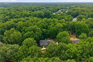 5705 Forest Manor Dr, Greensboro, NC 27410 - Photo 47